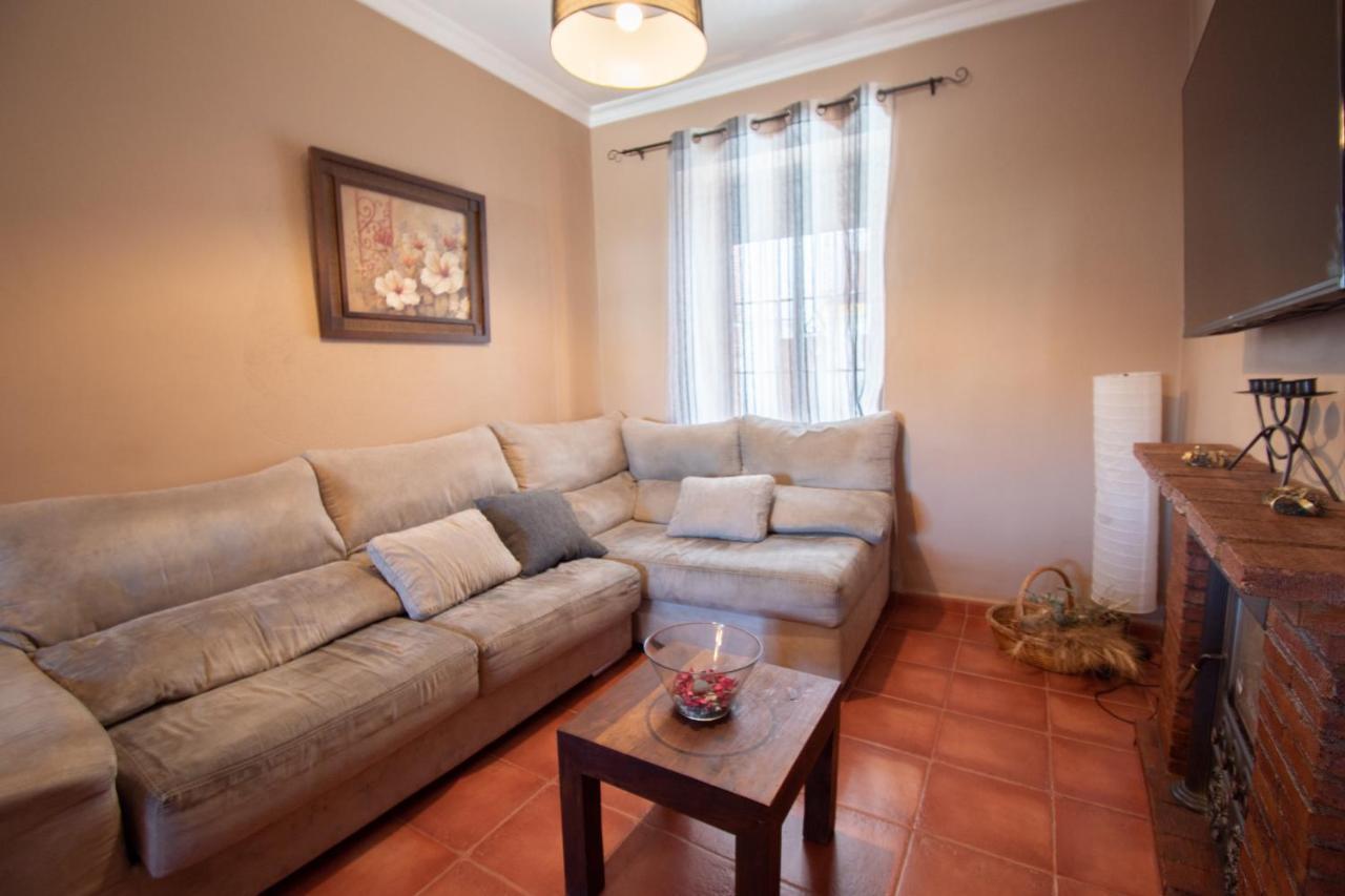Villa Elisabeth Con Piscina Climatizada Chimenea Y Terraza Arriate Ngoại thất bức ảnh
