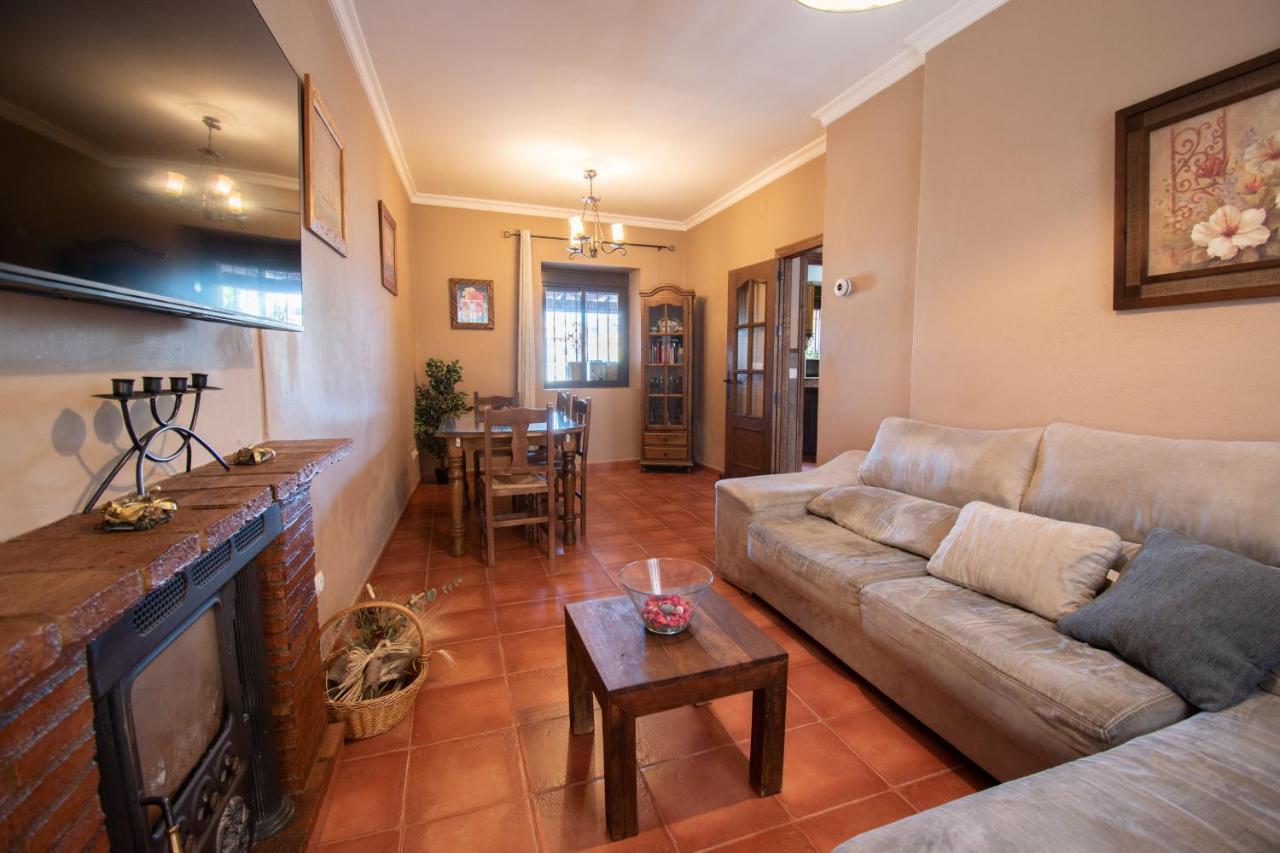 Villa Elisabeth Con Piscina Climatizada Chimenea Y Terraza Arriate Ngoại thất bức ảnh