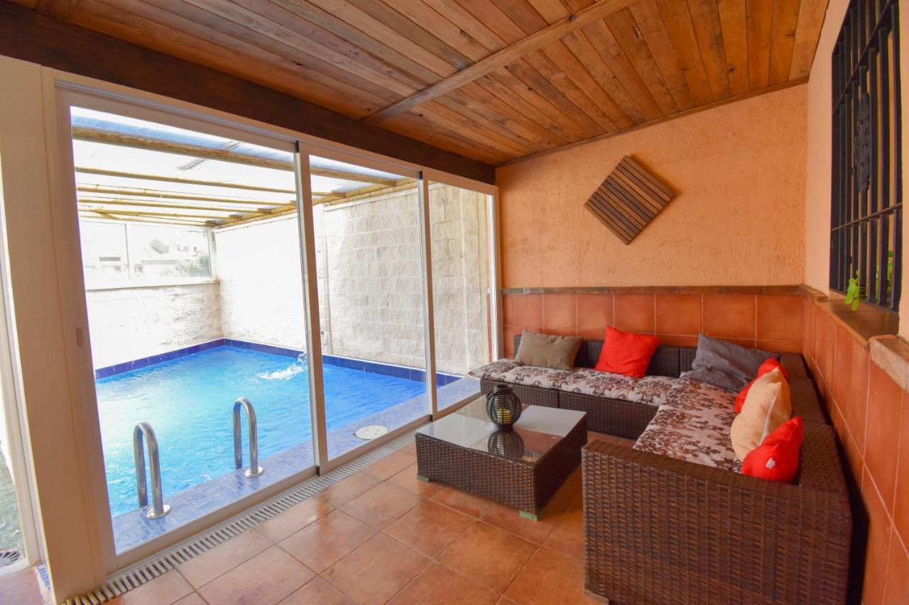 Villa Elisabeth Con Piscina Climatizada Chimenea Y Terraza Arriate Ngoại thất bức ảnh